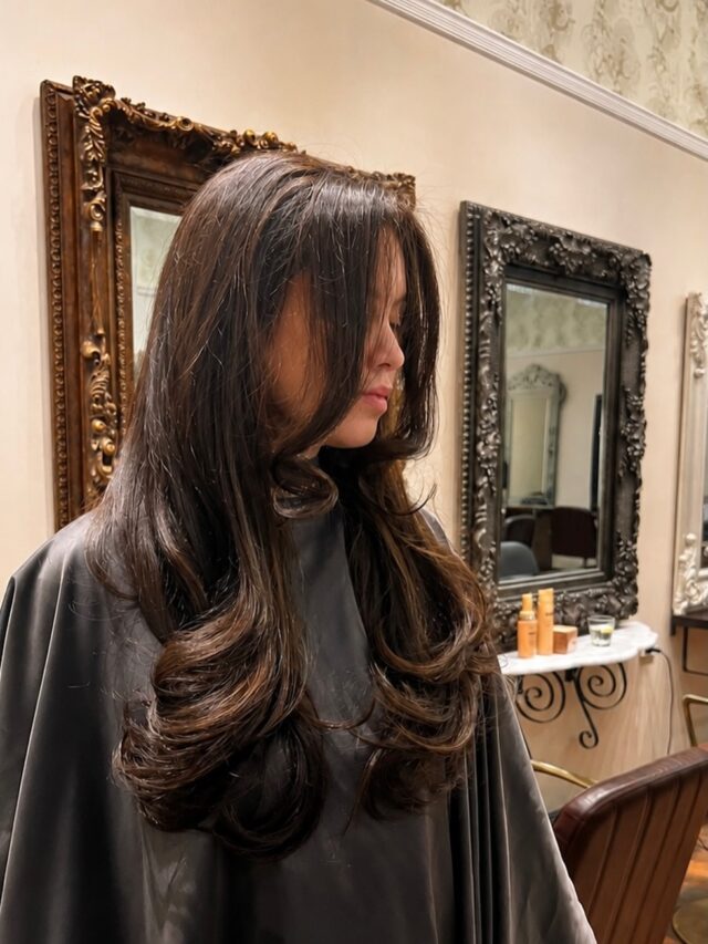 The perfect blowout ✨

📍 Castle Towers, Castle Hill

#CastleHillHairdresser #BlowDryCastleHill #SanctuaryForHair #HillsDistrictHair #LuxuryHairSalon